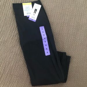 Eddie Bauer Rainier Ladies' Capri, Black, 4, NWT